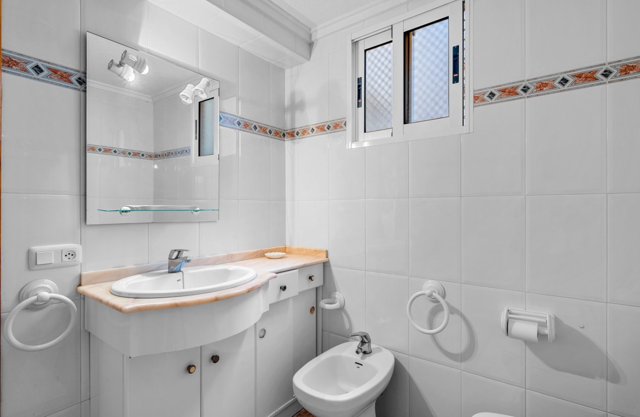 Resale - Apartment / flat - Torrevieja